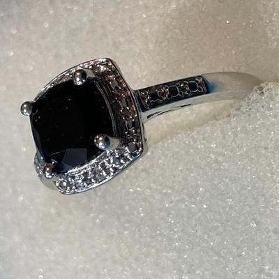 Vintage Sterling Silver Dainty CZ & Blue Stone Ring Size 7-1/4 in Very Good Preowned Condition.