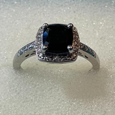 Vintage Sterling Silver Dainty CZ & Blue Stone Ring Size 7-1/4 in Very Good Preowned Condition.