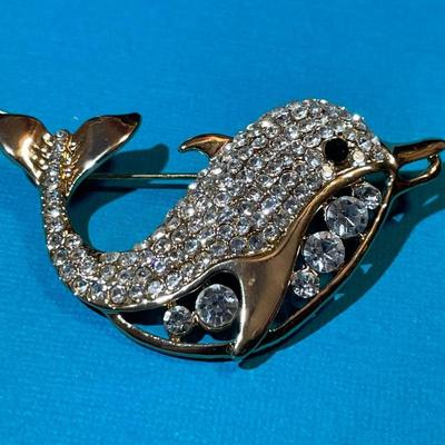 Vintage Gorgeous Crystal Dolphin Pin/Brooch in VG Preowned Condition as Pictured.