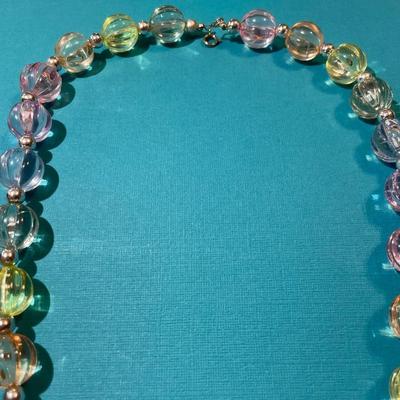 Vintage Lucite Beaded Necklace 24" in Good Preowned Condition as Pictured.