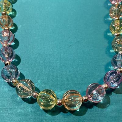 Vintage Lucite Beaded Necklace 24" in Good Preowned Condition as Pictured.