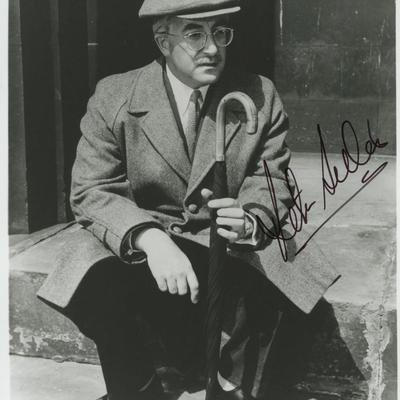 Peter Sellers signed photo. GFA Authenticated