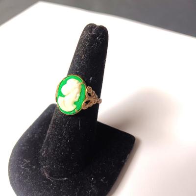 10K GOLD ANTIQUE CAMEO RING