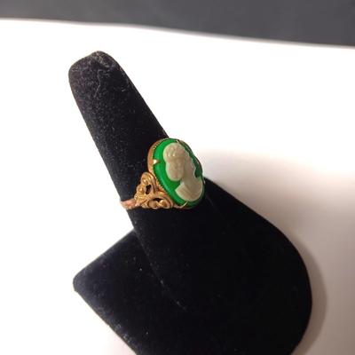 10K GOLD ANTIQUE CAMEO RING