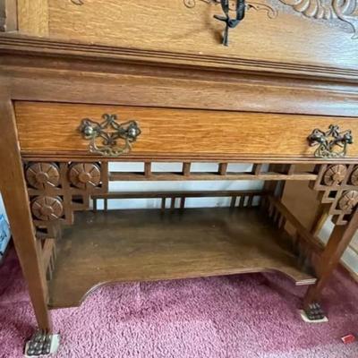 Vintage MID-CENTURY Carved OAK Secretary Desk in VG Preowned Condition. Local Pickup Only.