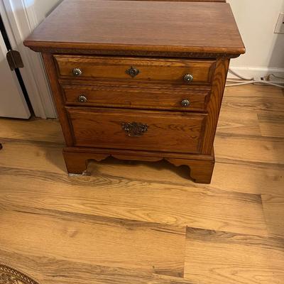 Pair of Lexington Side Tables (P-MG)