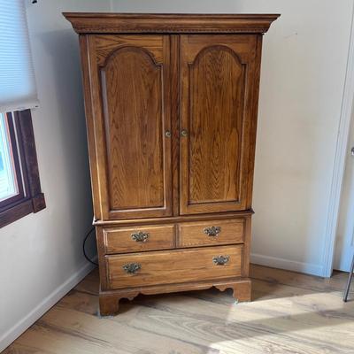 Lexington Entertainment Armoire (P-MG)