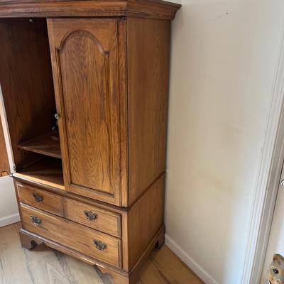 Lexington Entertainment Armoire (P-MG)