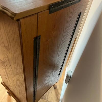 Wooden Jewelry Armoire (P-MG)