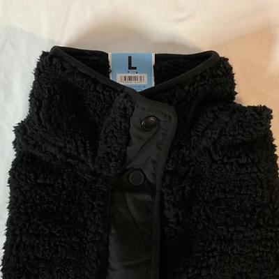 NEW Sherpa Cozy Black Woven trim Large