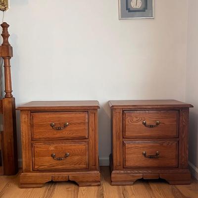 Broyhill Wooden Night Stands (UB-DZ)