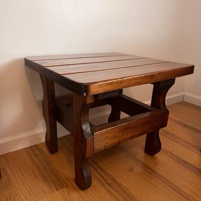 Solid Wood Accent Table (UB-DZ)