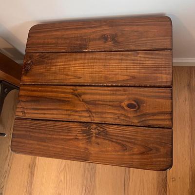 Solid Wood Accent Table (UB-DZ)