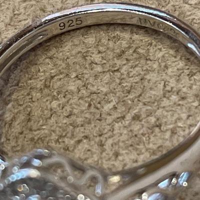 Natalyian V Collister 925 ring clear stone