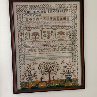 Needlework Art with Wooden Frame (UC-DZ)