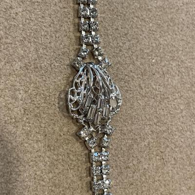 Vintage rhinestone necklace and bracelet