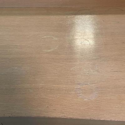 BLONDE 8 DRAWER DRESSER W/MIRROR