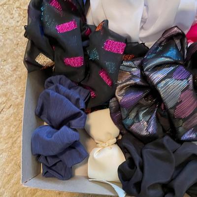 FANCY CLOTH BARRETTES