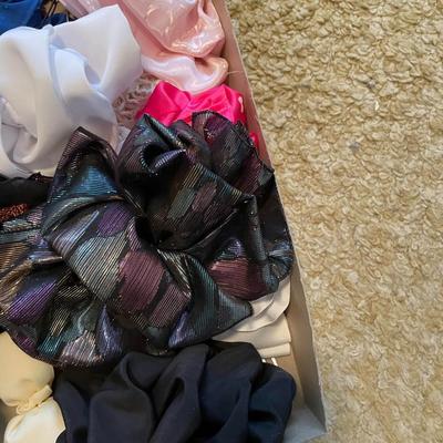 FANCY CLOTH BARRETTES