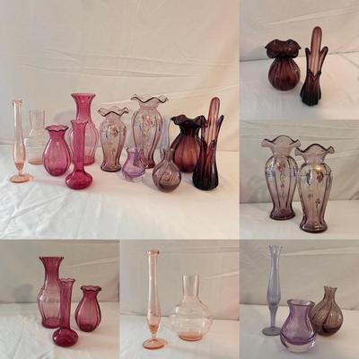 Glass Vases in Pink and Purple Variations (D-DZ)