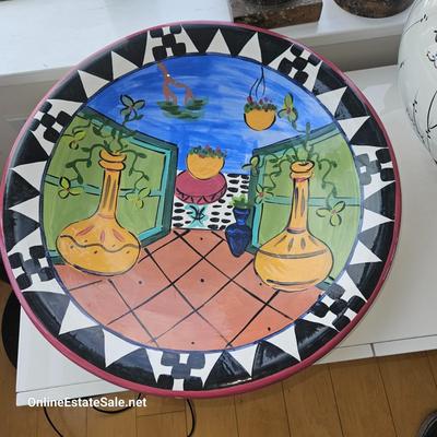 DECORATIVE PLATE