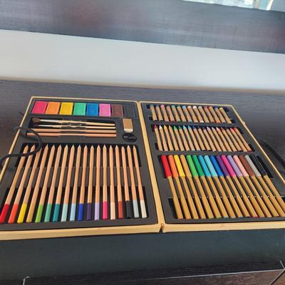 ART SUPPLY SET