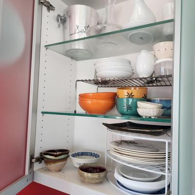 LOT OF DISHES