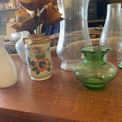 GLASS AND CERAMIC VASES PLUS 2 HURRICANES
