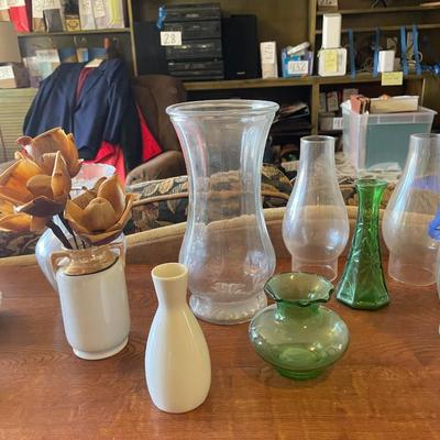 GLASS AND CERAMIC VASES PLUS 2 HURRICANES