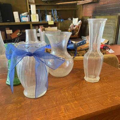GLASS AND CERAMIC VASES PLUS 2 HURRICANES