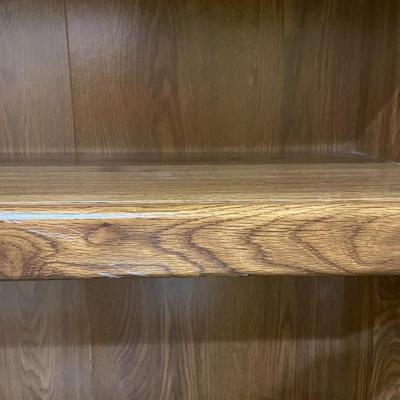 3 SHELF BOOKCASE AND A WOODEN CHAIR