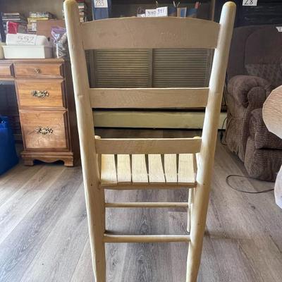 3 SHELF BOOKCASE AND A WOODEN CHAIR