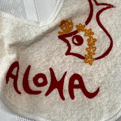 Vintage Hawaiian bibs & baby shorts.