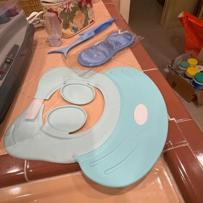 ELECTRIC HAIR CURLERS, MAKEUP BAG AND MORE