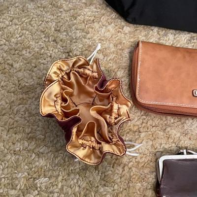 CLUTCH & COIN PURSES, WALLETS