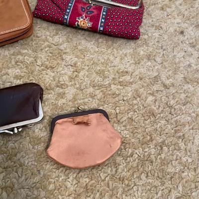 CLUTCH & COIN PURSES, WALLETS