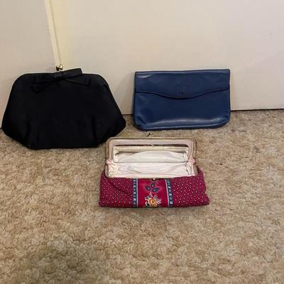 CLUTCH & COIN PURSES, WALLETS
