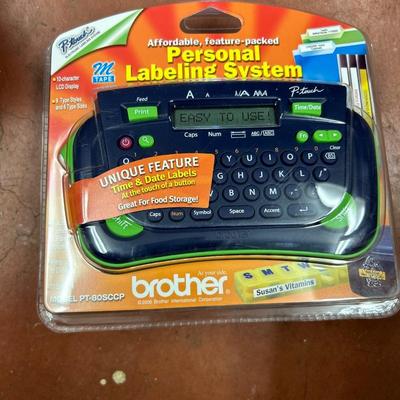 Brother PT-80SCCP P-touch Personal Labeler Electronic use 4AAA - new sealed