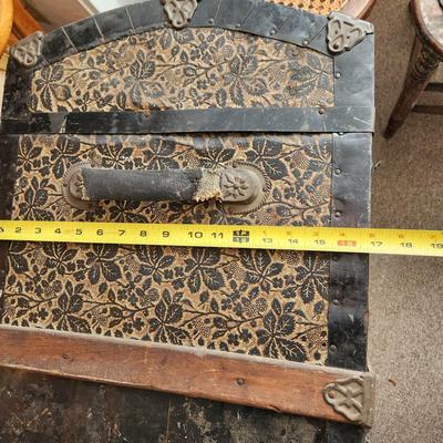 Antique Victorian Dome Hump back Steamer Trunk