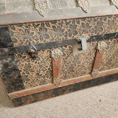 Antique Victorian Dome Hump back Steamer Trunk