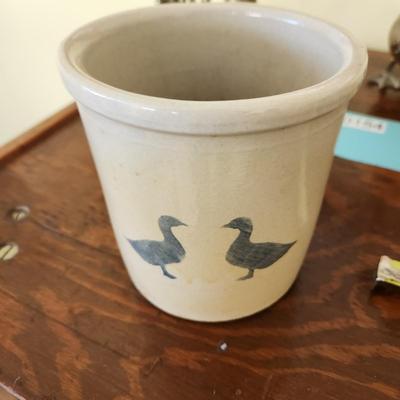 Duck Duck Waterfowl Lot Rossville Crock Brass Figurines Paperweights