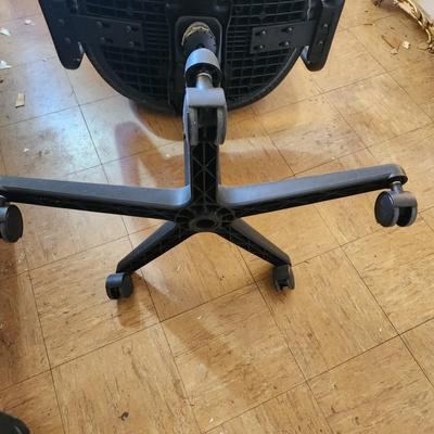 Office Desk Swivel Chair