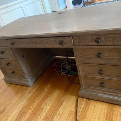 Gorgeous designer desk, dove tail, filing drawer, keyboard drawer, cord covers