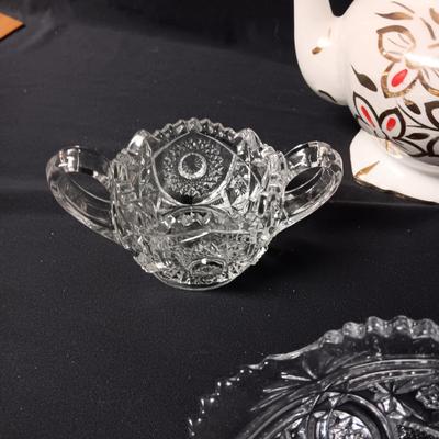 PRICE KENSINGTON TRAPOT, FOOTED DISH AND CREAM/SUGAR SET