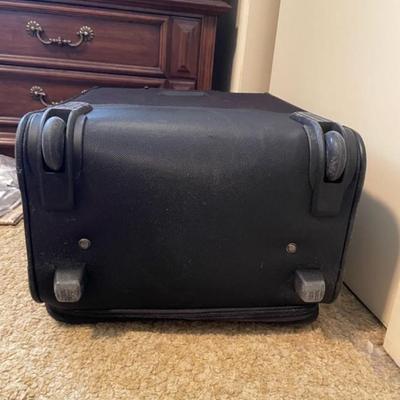 LUGGAGE, NEW TRAVEL KIT, NECK PILLOW AND TRAVEL ALARM CLOCK