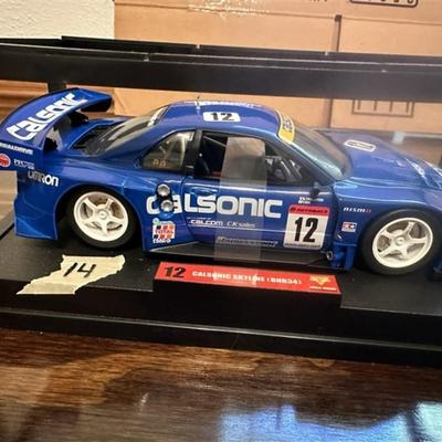 14 Rare Super GT Calsonic Nissan Skyline Die Cast Car