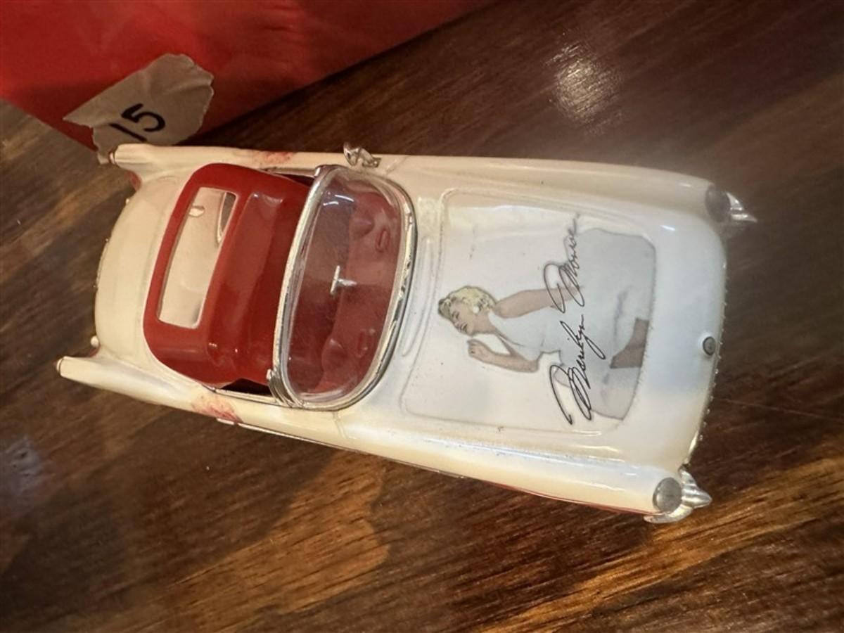 15 Marilyn Monroe NIB 1953 Chevy. Corvette LE Die Cast Car ...