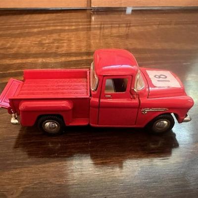 18 1955 Step Side Red Chevy Pickup Truck SS5602 (small scale)