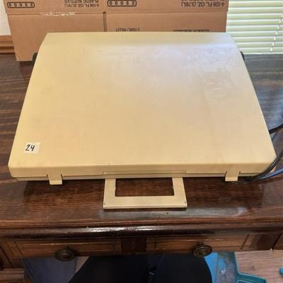24 Brother Professional 400 Electric Typewriter ~ Works Good