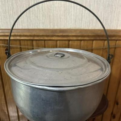 151 Large Mirro Cook Pot